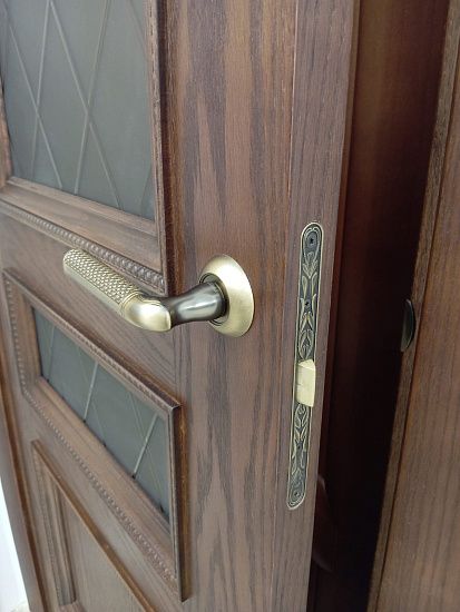 Межкомнатная дверь  